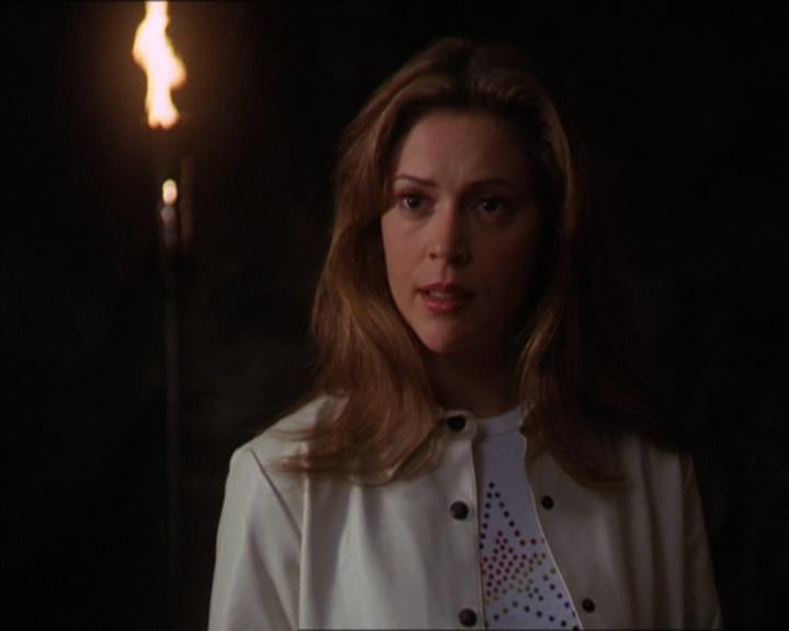 Charmed-Online-dot-322AllHellBreaksLoose1423.jpg