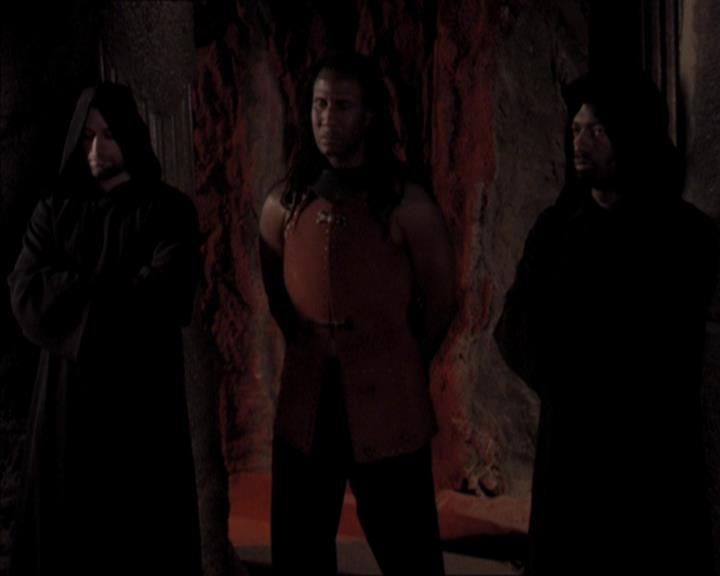 Charmed-Online-dot-322AllHellBreaksLoose1501.jpg