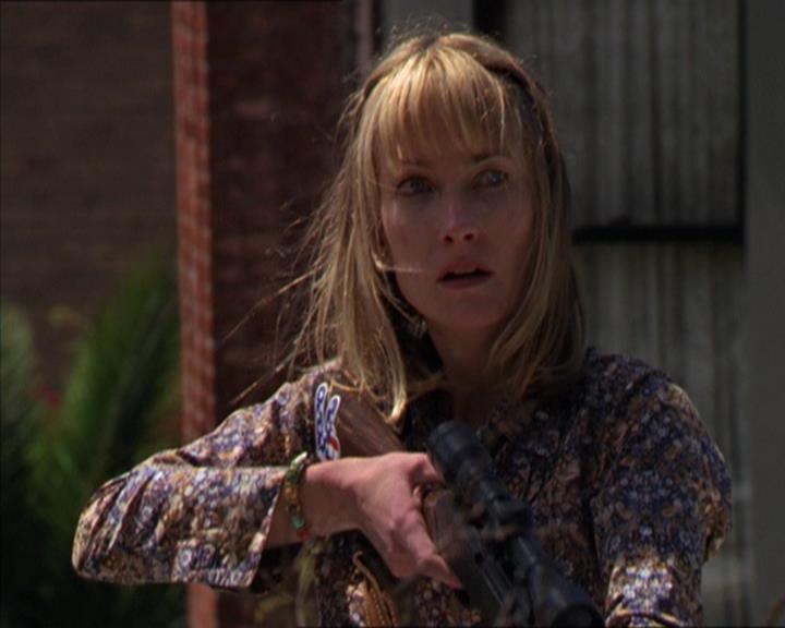 Charmed-Online-dot-322AllHellBreaksLoose1634.jpg
