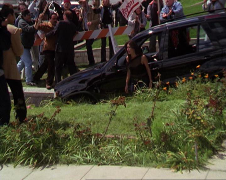Charmed-Online-dot-322AllHellBreaksLoose1714.jpg