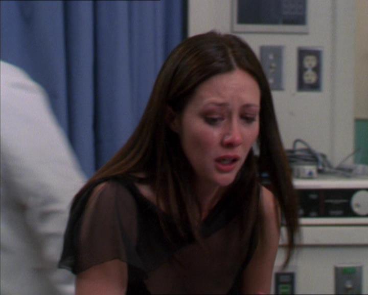 Charmed-Online-dot-322AllHellBreaksLoose1789.jpg Charmed-Online-dot-322AllHellBreaksLoose1789.jpg