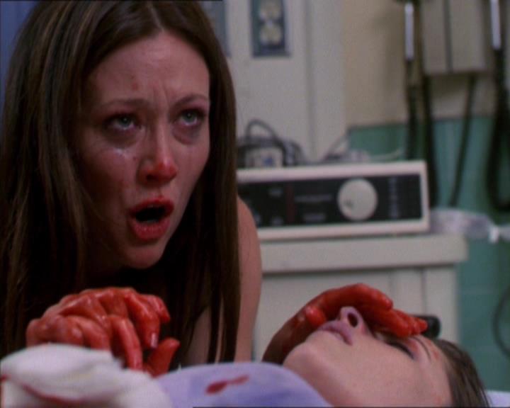 Charmed-Online-dot-322AllHellBreaksLoose1894.jpg