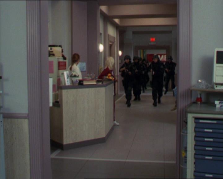 Charmed-Online-dot-322AllHellBreaksLoose1983.jpg