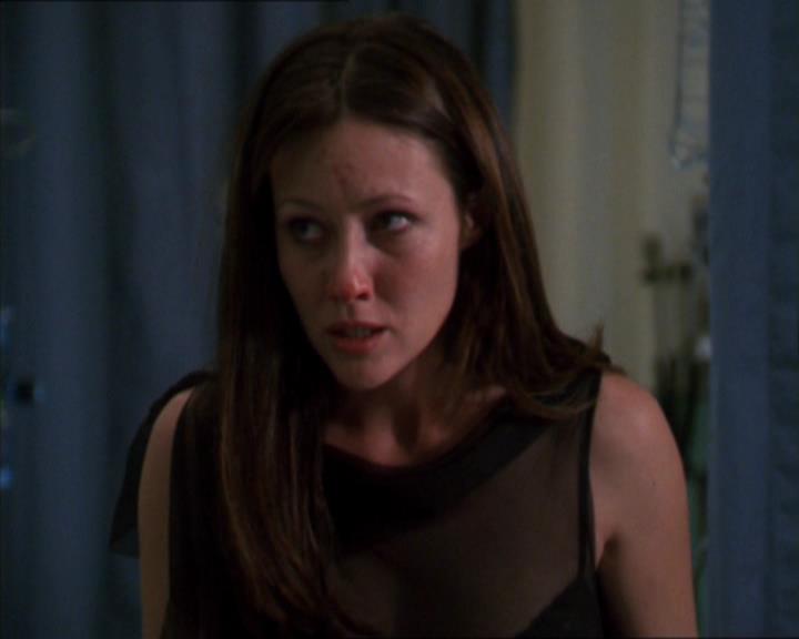 Charmed-Online-dot-322AllHellBreaksLoose2004.jpg