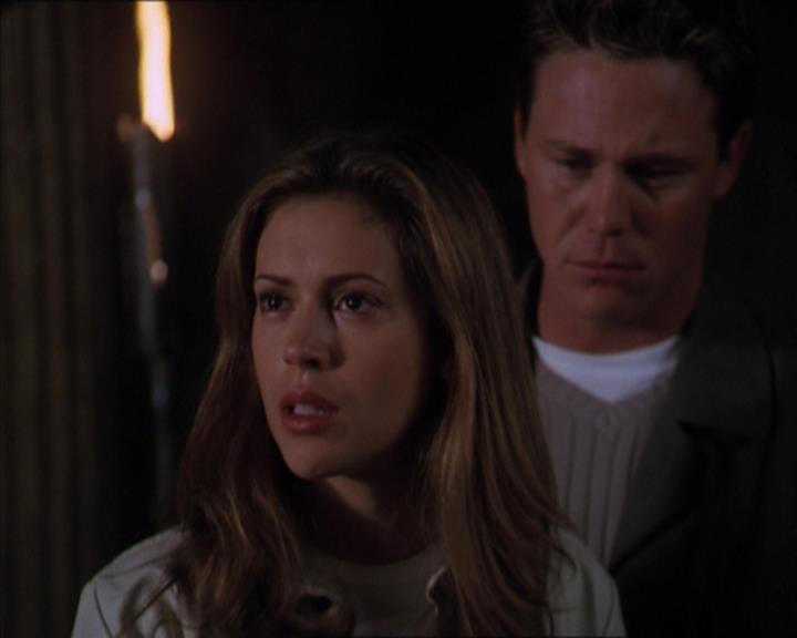 Charmed-Online-dot-322AllHellBreaksLoose2113.jpg