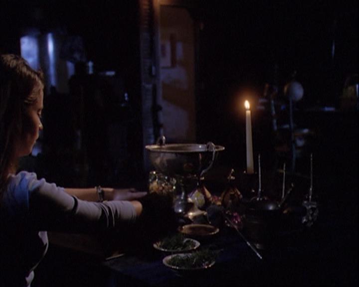 Charmed-Online_dot_net-4x01-2CharmedAgain0003.jpg