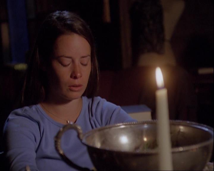 Charmed-Online_dot_net-4x01-2CharmedAgain0025.jpg