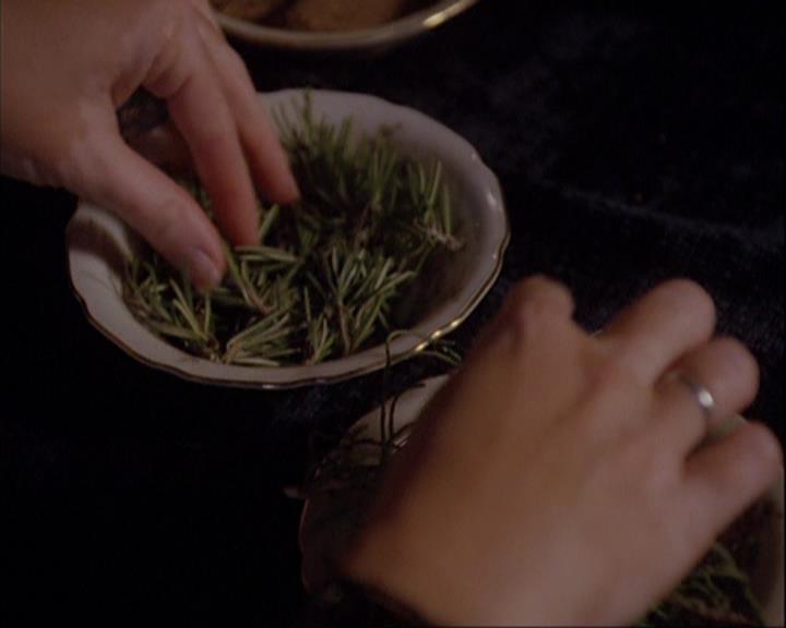 Charmed-Online_dot_net-4x01-2CharmedAgain0031.jpg