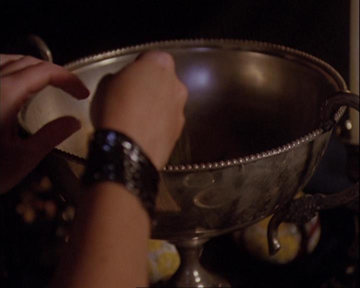 Charmed-Online_dot_net-4x01-2CharmedAgain0033.jpg