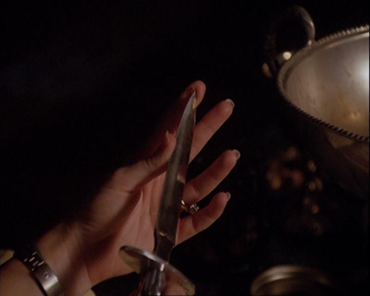 Charmed-Online_dot_net-4x01-2CharmedAgain0037.jpg