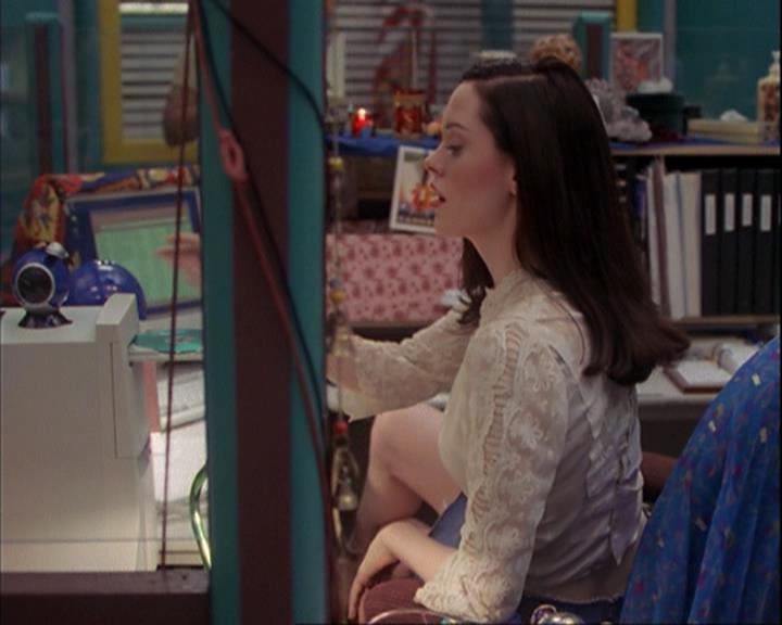 Charmed-Online_dot_net-4x01-2CharmedAgain0156.jpg