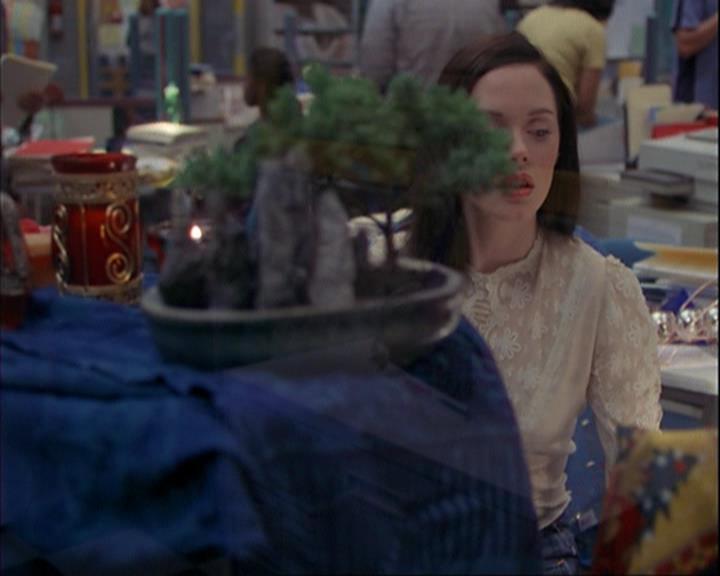 Charmed-Online_dot_net-4x01-2CharmedAgain0173.jpg