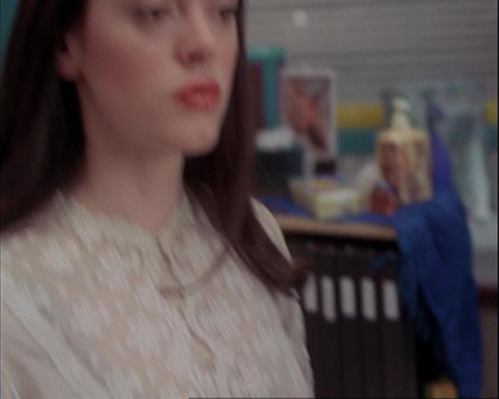 Charmed-Online_dot_net-4x01-2CharmedAgain0190.jpg