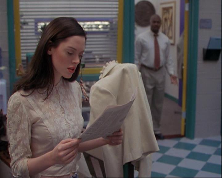 Charmed-Online_dot_net-4x01-2CharmedAgain0198.jpg