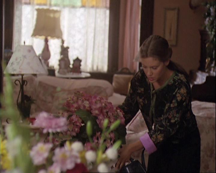 Charmed-Online_dot_net-4x01-2CharmedAgain0274.jpg