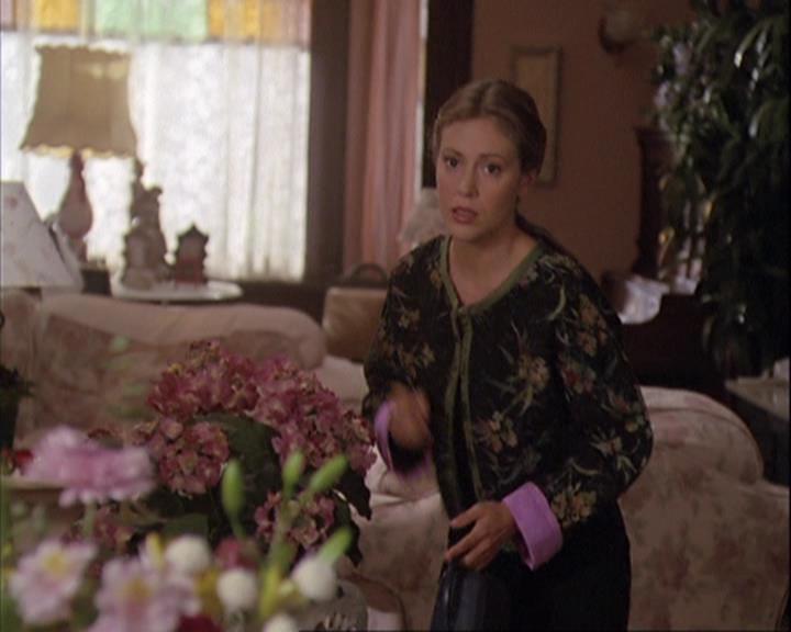Charmed-Online_dot_net-4x01-2CharmedAgain0278.jpg