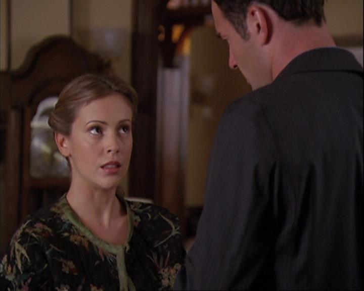 Charmed-Online_dot_net-4x01-2CharmedAgain0296.jpg