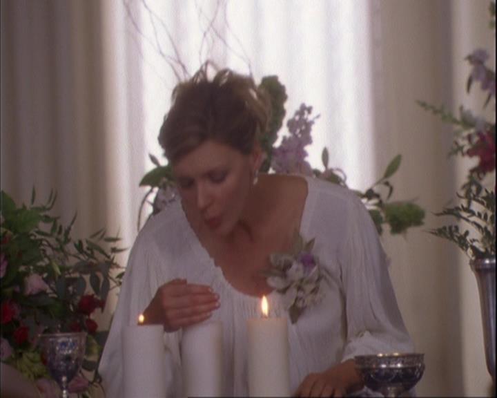 Charmed-Online_dot_net-4x01-2CharmedAgain0643.jpg
