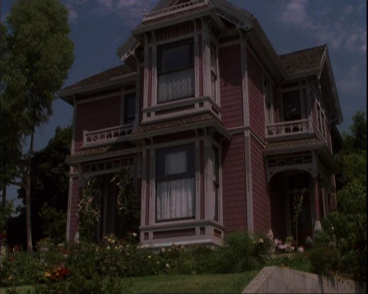 Charmed-Online_dot_net-4x01-2CharmedAgain0769.jpg