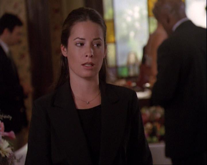 Charmed-Online_dot_net-4x01-2CharmedAgain0835.jpg