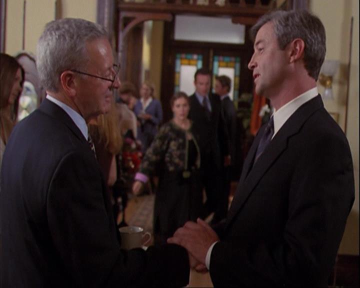 Charmed-Online_dot_net-4x01-2CharmedAgain0909.jpg