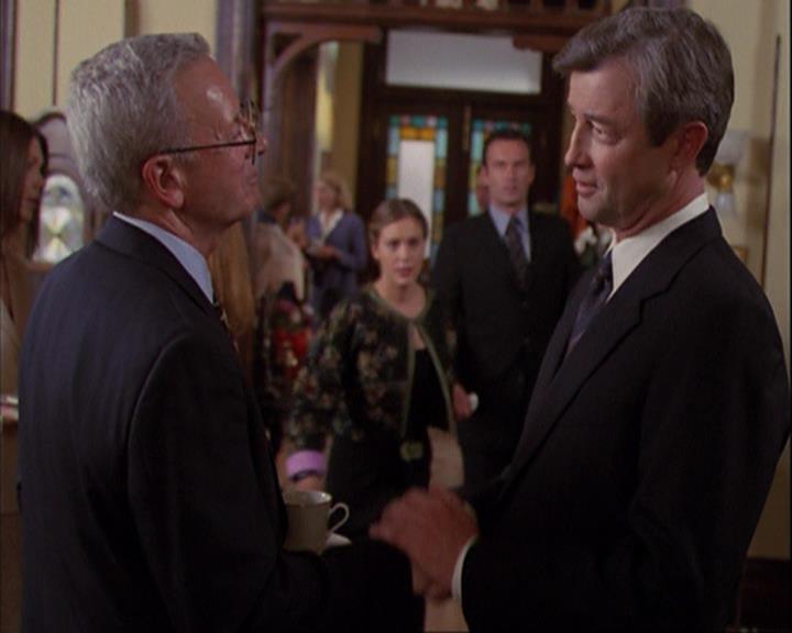 Charmed-Online_dot_net-4x01-2CharmedAgain0910.jpg