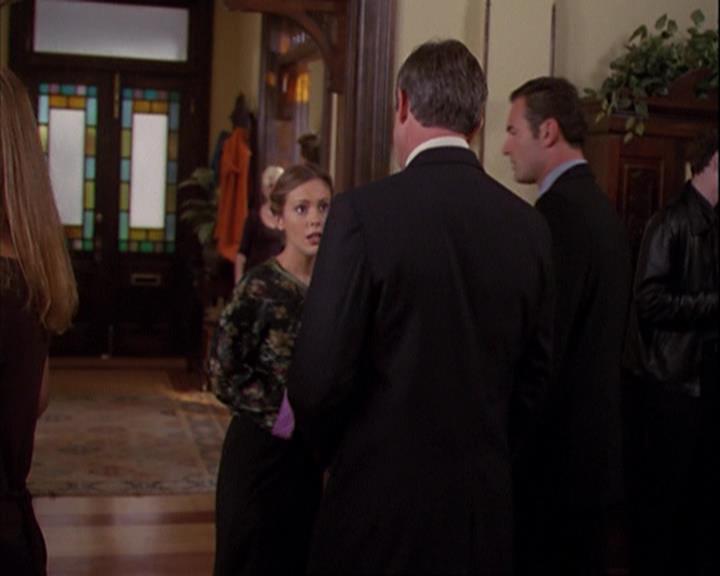 Charmed-Online_dot_net-4x01-2CharmedAgain0915.jpg