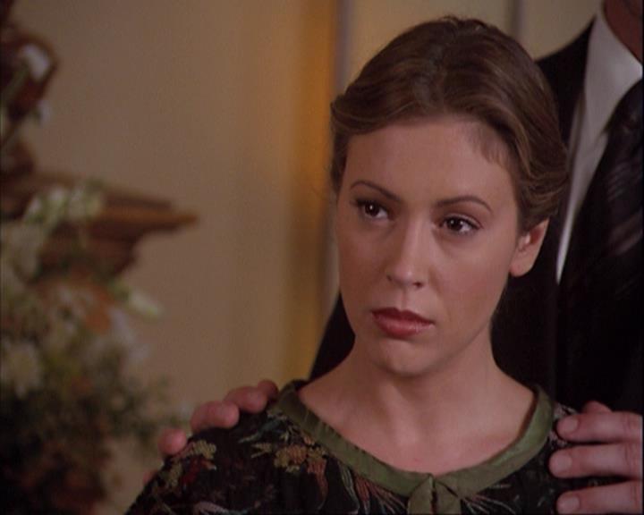 Charmed-Online_dot_net-4x01-2CharmedAgain0956.jpg