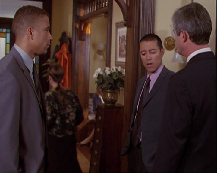 Charmed-Online_dot_net-4x01-2CharmedAgain0979.jpg