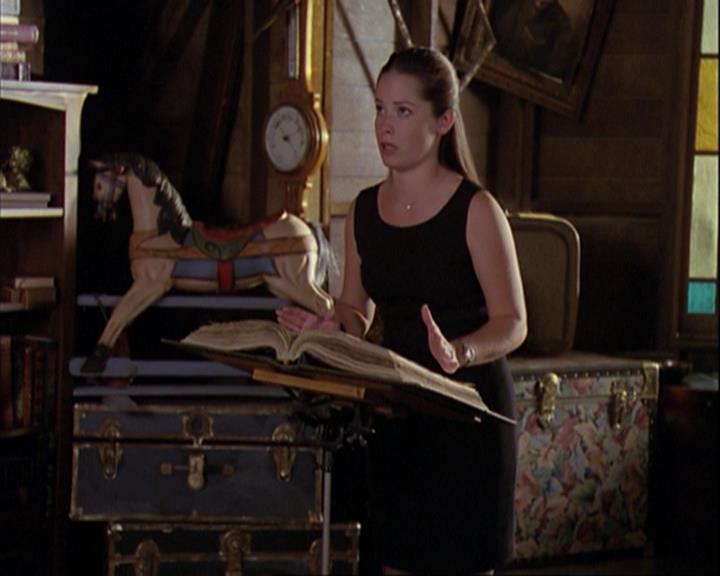 Charmed-Online_dot_net-4x01-2CharmedAgain0992.jpg