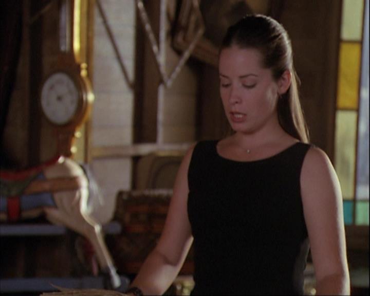Charmed-Online_dot_net-4x01-2CharmedAgain0999.jpg