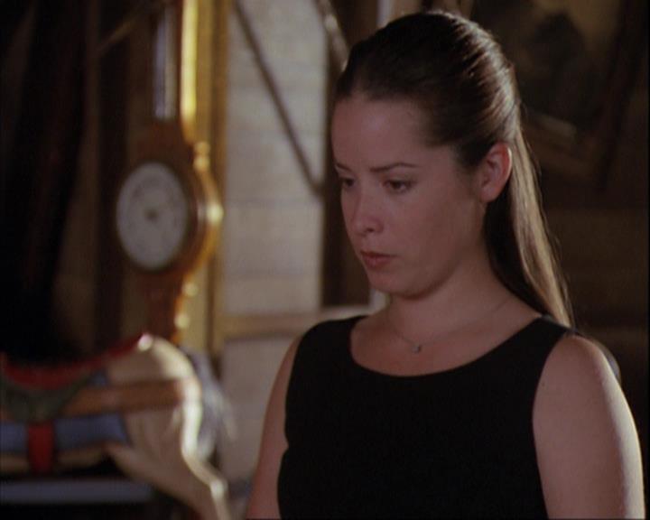 Charmed-Online_dot_net-4x01-2CharmedAgain1007.jpg