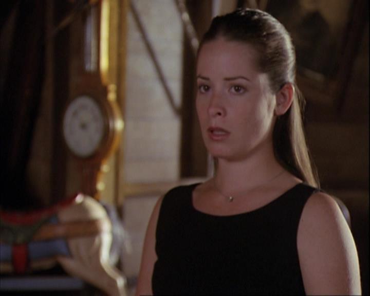 Charmed-Online_dot_net-4x01-2CharmedAgain1009.jpg