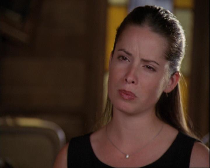 Charmed-Online_dot_net-4x01-2CharmedAgain1021.jpg