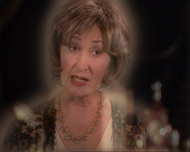 Charmed-Online_dot_net-4x01-2CharmedAgain1094.jpg