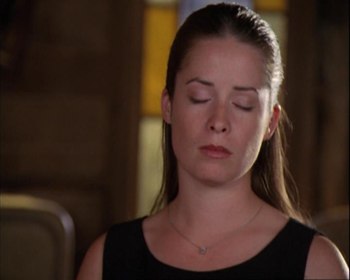 Charmed-Online_dot_net-4x01-2CharmedAgain1107.jpg