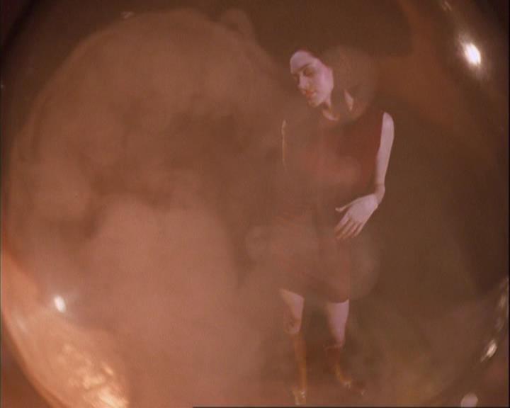 Charmed-Online_dot_net-4x01-2CharmedAgain1130.jpg