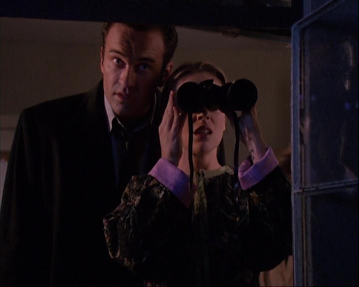 Charmed-Online_dot_net-4x01-2CharmedAgain1349.jpg