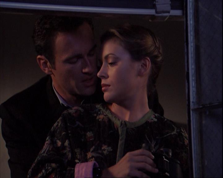 Charmed-Online_dot_net-4x01-2CharmedAgain1379.jpg