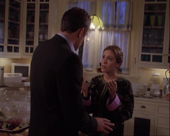 Charmed-Online_dot_net-4x01-2CharmedAgain1555.jpg