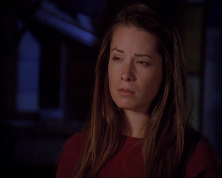 Charmed-Online_dot_net-4x01-2CharmedAgain1887.jpg