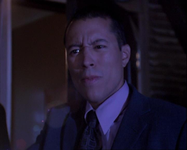 Charmed-Online_dot_net-4x01-2CharmedAgain2029.jpg