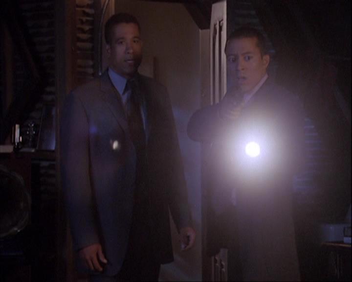 Charmed-Online_dot_net-4x01-2CharmedAgain2040.jpg