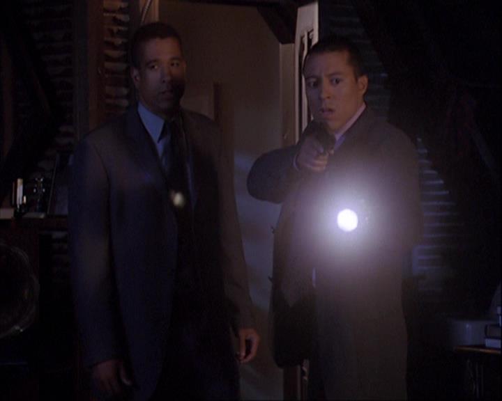 Charmed-Online_dot_net-4x01-2CharmedAgain2041.jpg