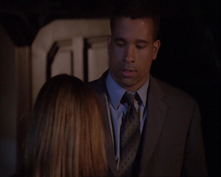 Charmed-Online_dot_net-4x01-2CharmedAgain2109.jpg