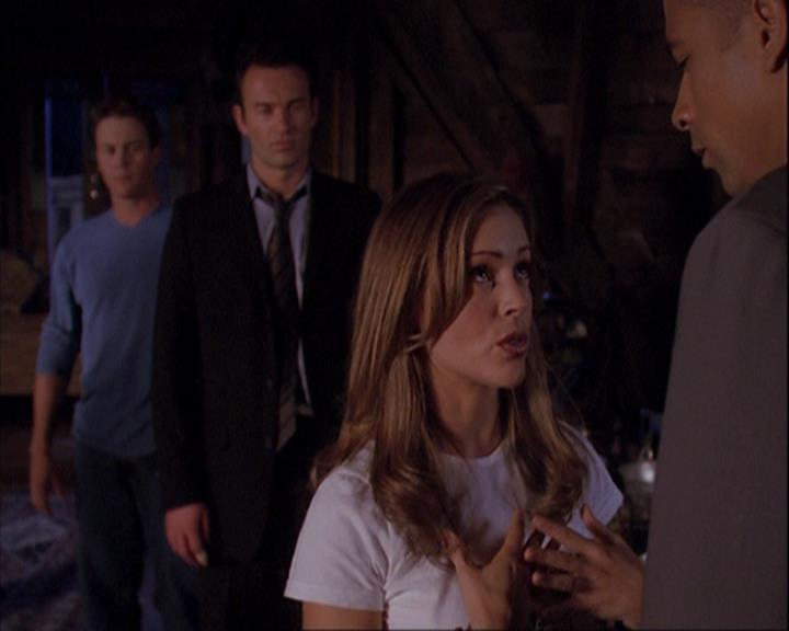 Charmed-Online_dot_net-4x01-2CharmedAgain2114.jpg