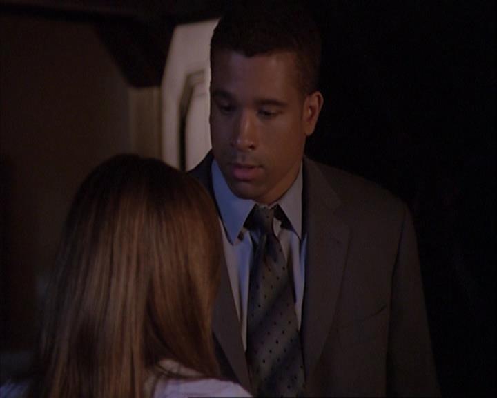 Charmed-Online_dot_net-4x01-2CharmedAgain2122.jpg