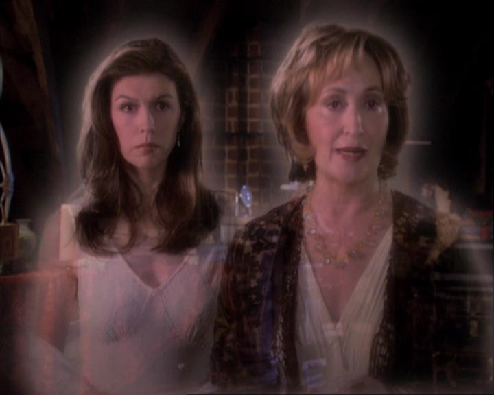 Charmed-Online_dot_net-4x01-2CharmedAgain2142.jpg