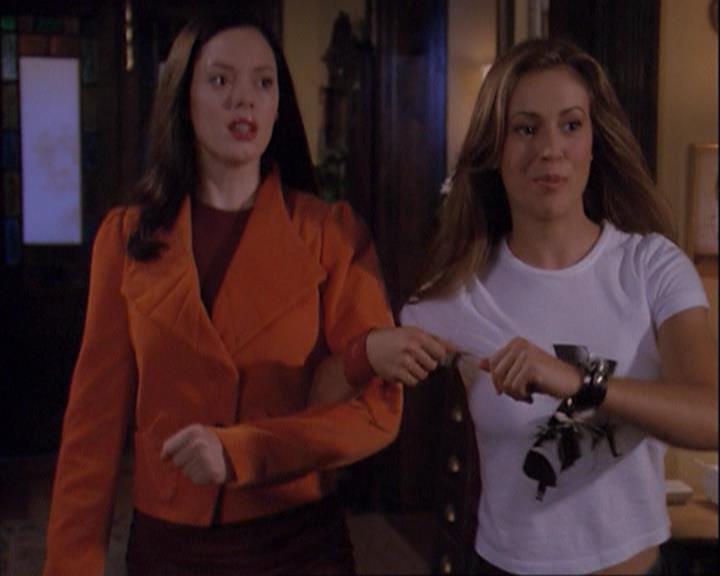 Charmed-Online_dot_net-4x01-2CharmedAgain2273.jpg