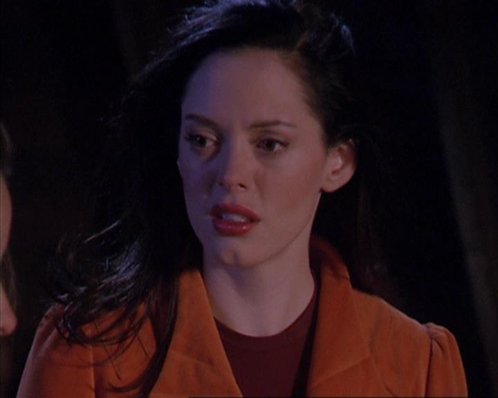 Charmed-Online_dot_net-4x01-2CharmedAgain2380.jpg